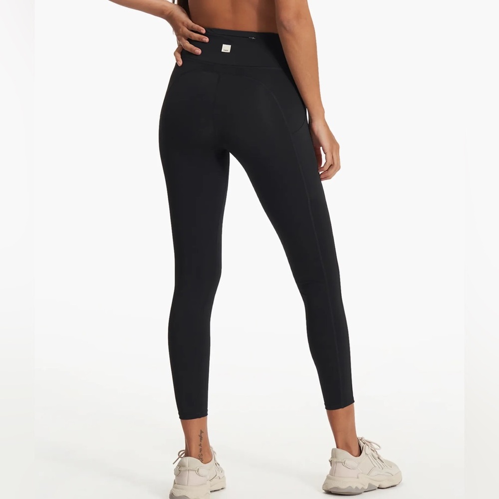 Vuori Black High-Waist Performance Leggings